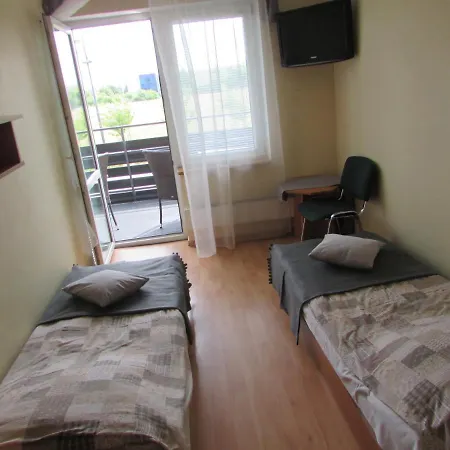 Goscinne Hallera 11 招待所 3*