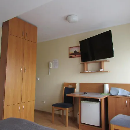 招待所 Goscinne Hallera 11