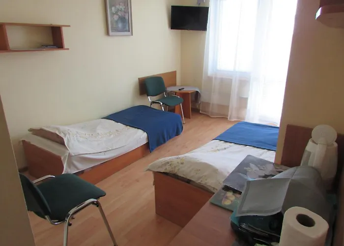 Goscinne Hallera 11 Penzion