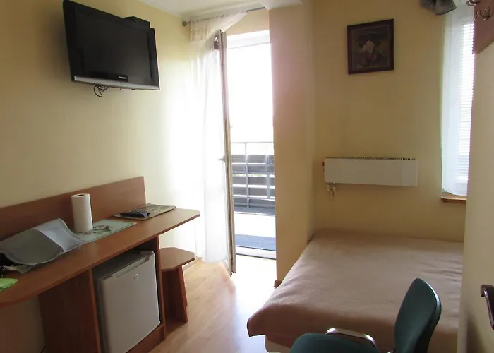 Goscinne Hallera 11 3* Władysławowo